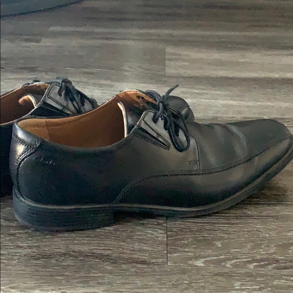 Men’s Clark’s Collection Dress Shoes - Picture 2 of 2